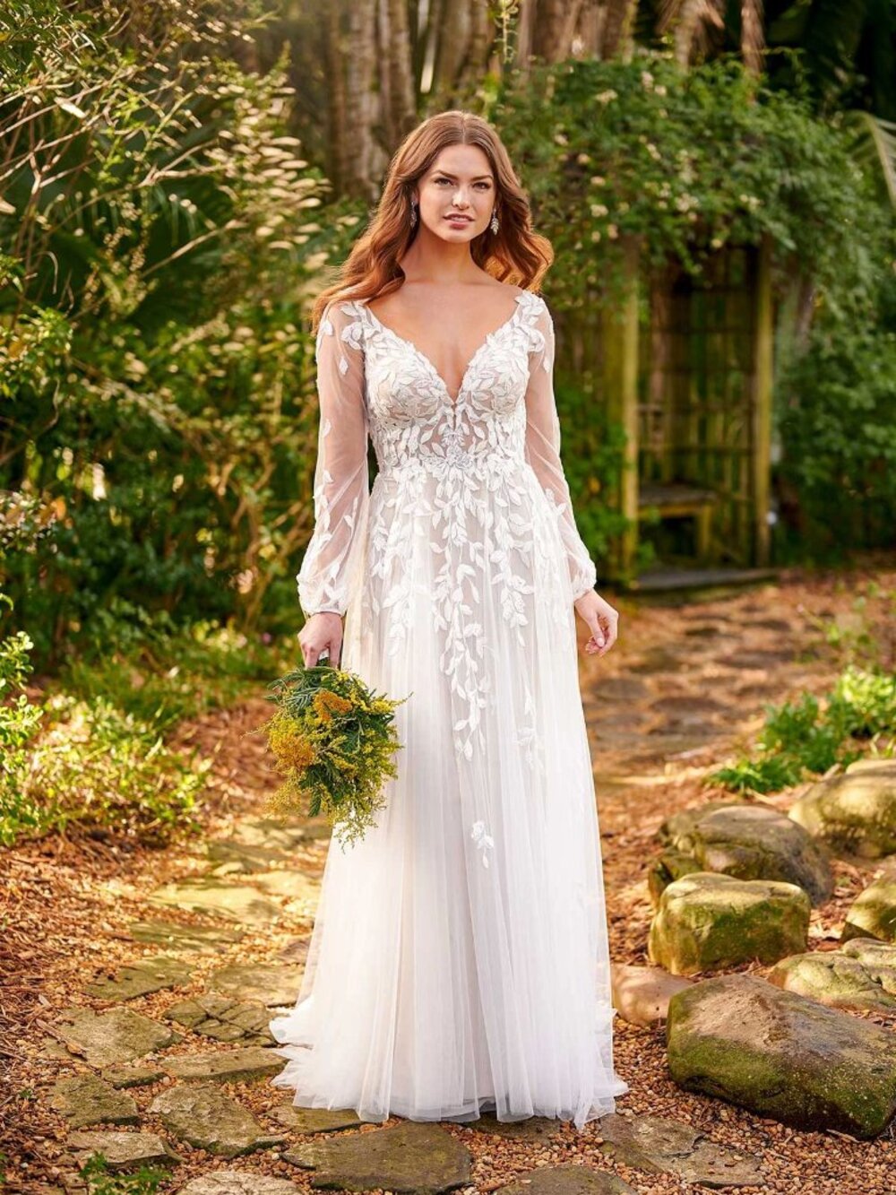 Essense of Australia D3145 Wedding Gown Size 14